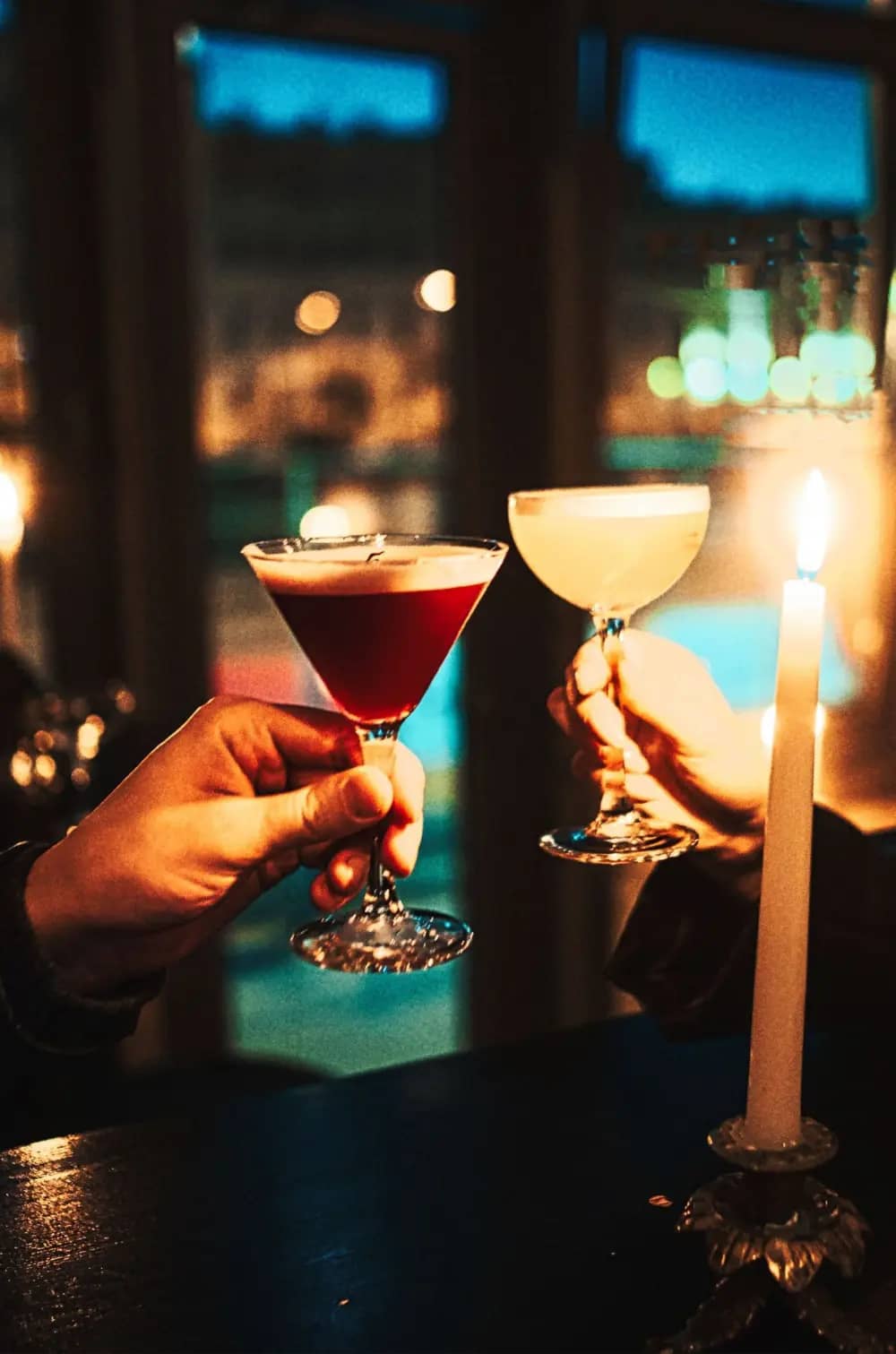 Фотография экскурсии Бар хоппинг по-питерски: с гидом по барам + дегустация (18+)🍷 1