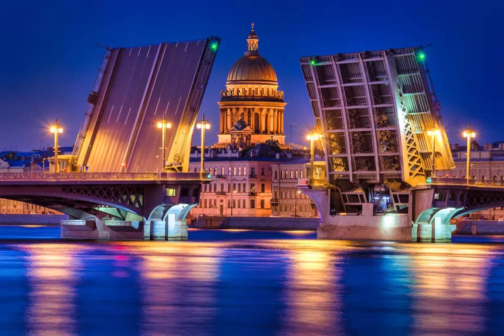 Фотография экскурсии Разводные мосты на катере в мини-группе 1